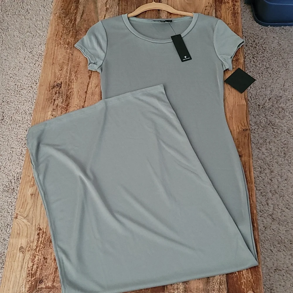 ****SOLD****NWT Lulu's Green Short Sleeve Fitted Maxi Dress Dress - Picture 14 of 17